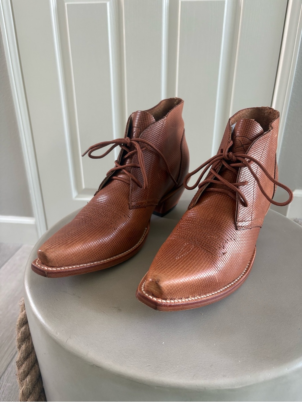 Twisted X Steppin’ Out Brown Leather Lace-Up Ankle Boots 8.5 B